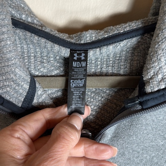Under Armour COLD GEAR Size M Mens Gray Zip Pocket Full Zip Athletic Jacket - Picture 4 of 8